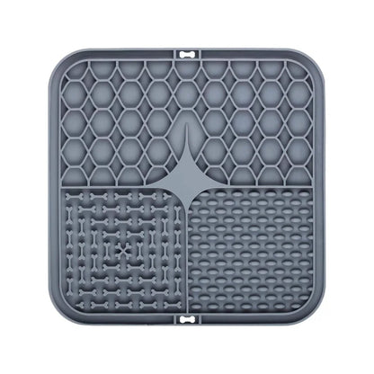 Pet Lick Silicone Mat Slow Feeder Dog and Cat Licking Pad anti Chock Food Plate Bathing Distraction Sucker Training Supplies